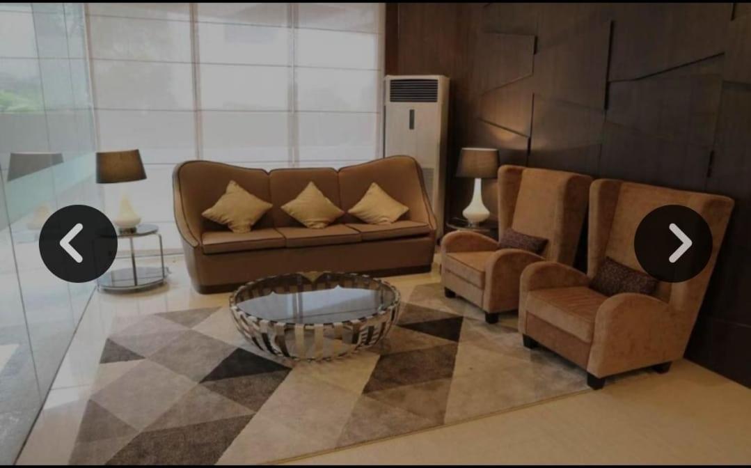 My Happy Place West Avenue Suites Ciudad Quezon Exterior foto